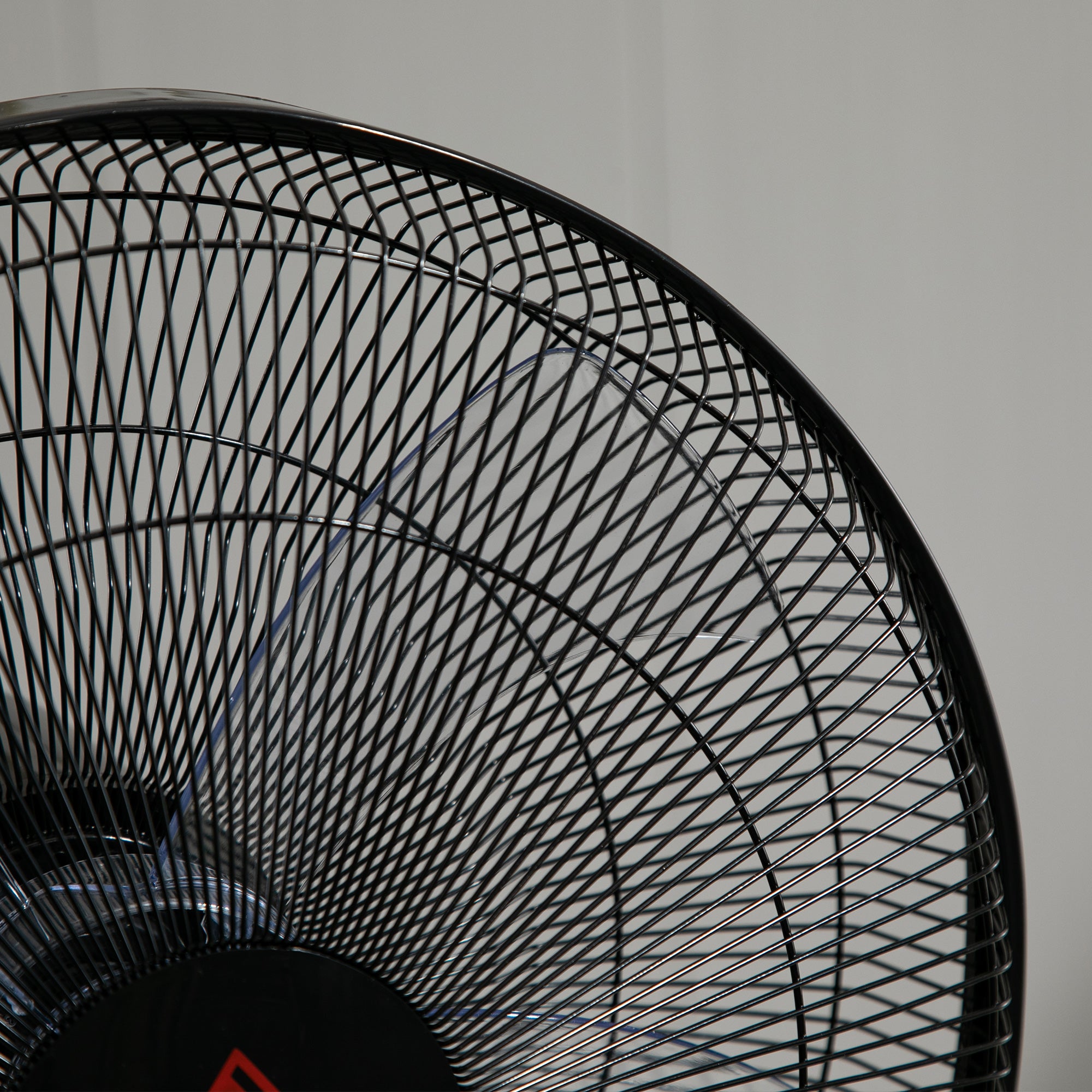 HOMCOM Floor Standing Fan with Remote Control, Oscillating, LED Screen, Stand Up Cooling Fan, Tall Pedestal Electric Fan for Home Bedroom, Black