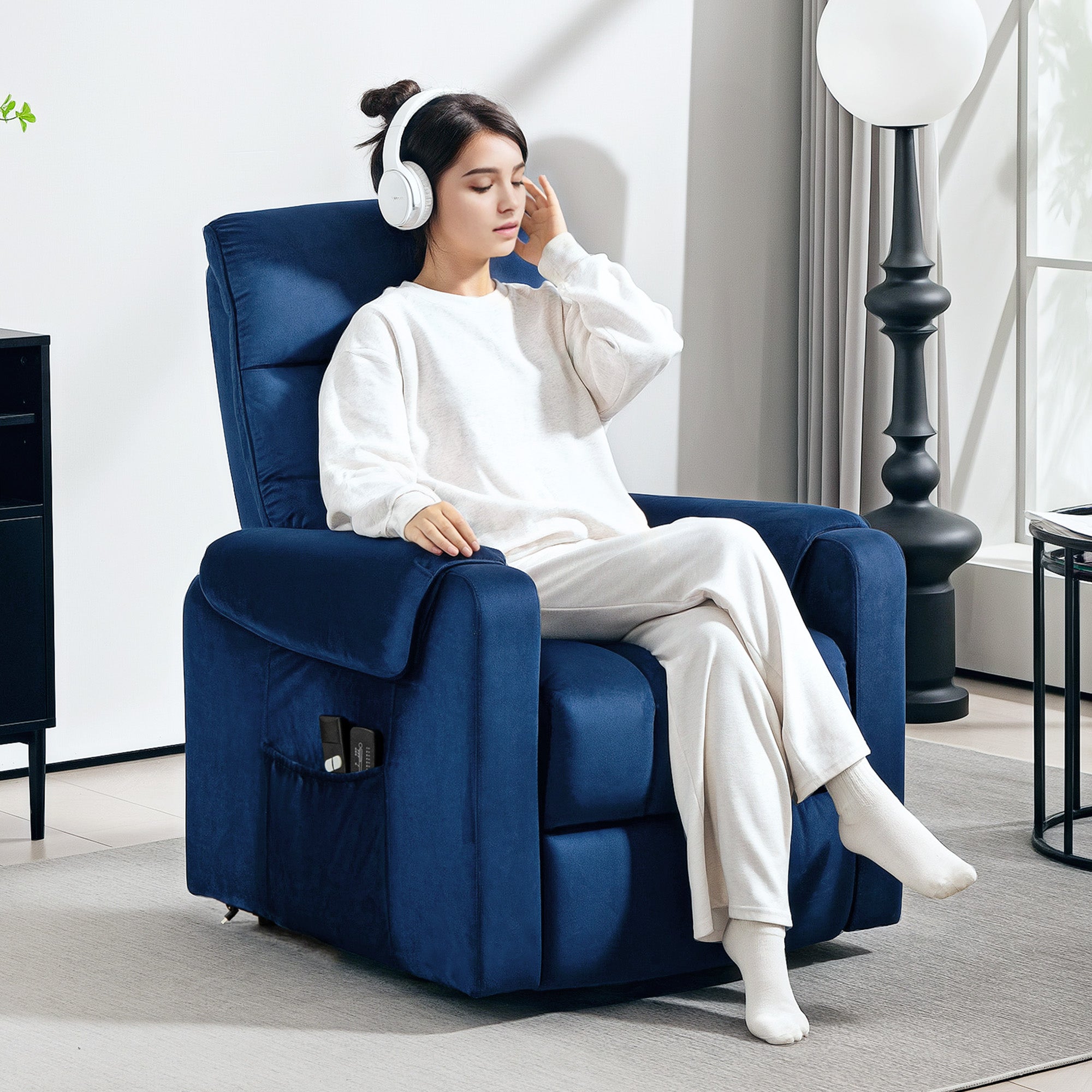 HOMCOM Lift Chair for Elderly, Massage Recliner Chair with 8 Vibration Points, Footrest, Remote Control, Side Pockets Dark Blue