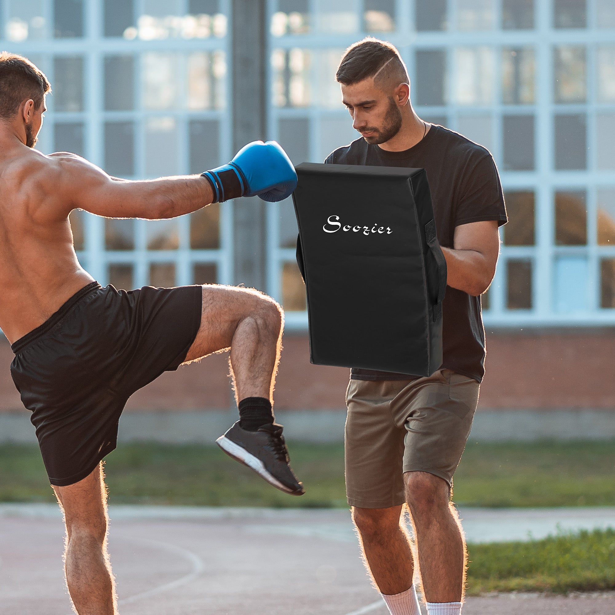 Soozier Boxing Pad, Kick Shield, Curved Muay Thai Kicking Pad, Great for MMA, Taekwondo, Krav Maga, Martial Arts, Karate