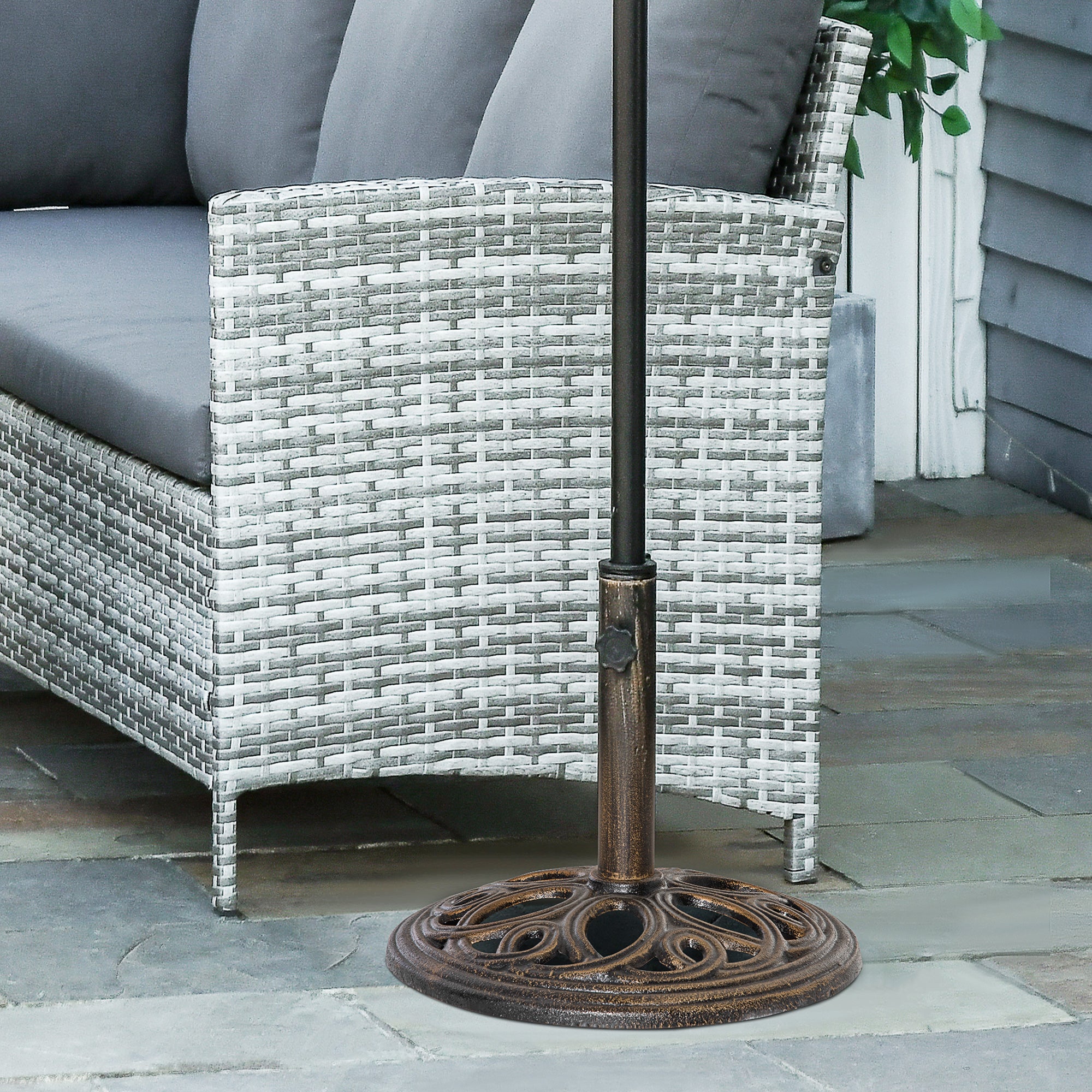 Outsunny Patio Umbrella Base Stand, Round Cast Iron Umbrella Holder for Outdoor, Patio, Garden,Deck and Beach, Fit Dia. 1.5", 2" Pole, Bronze