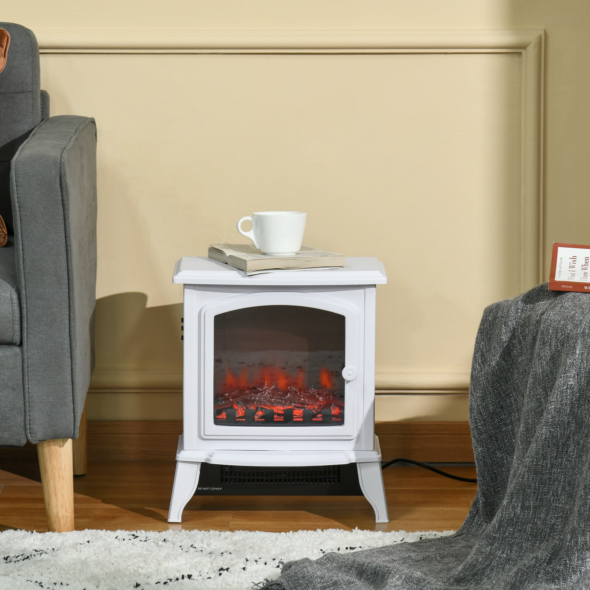 HOMCOM Electric Fireplace Heater, Freestanding Fireplace Stove with Realistic Flame Effect, Overheat Safety Protection, 750W/1500W, White