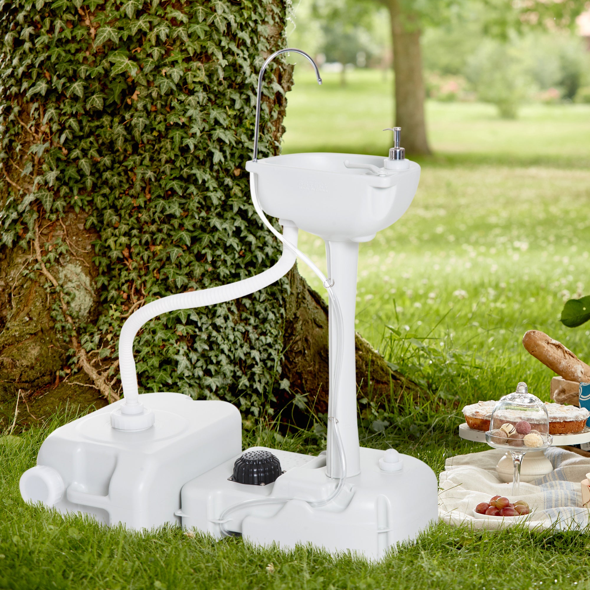 Outsunny Portable Camping Sink Hand Wash Station Basin with 17L Water Tank, 24L Recovery Tank, Soap Dispenser and Towel Holder