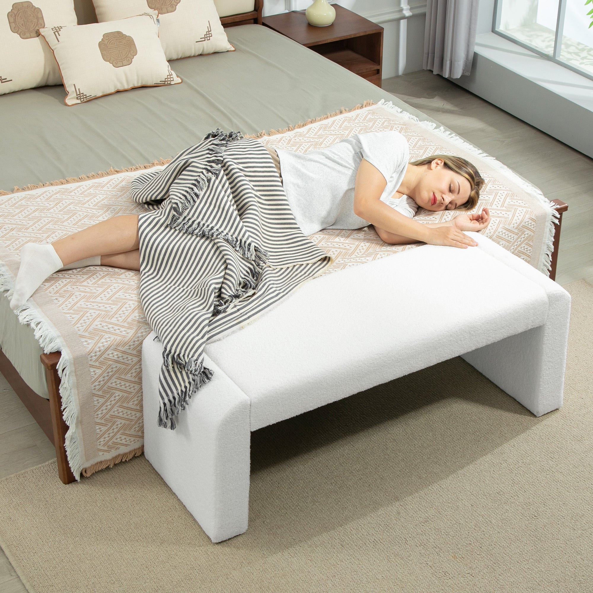 HOMCOM Upholstered Bedroom Bench, Boucle End of Bed Bench, Modern U-Shaped Entryway Bench, 47 x 18 x 18 Inches, White