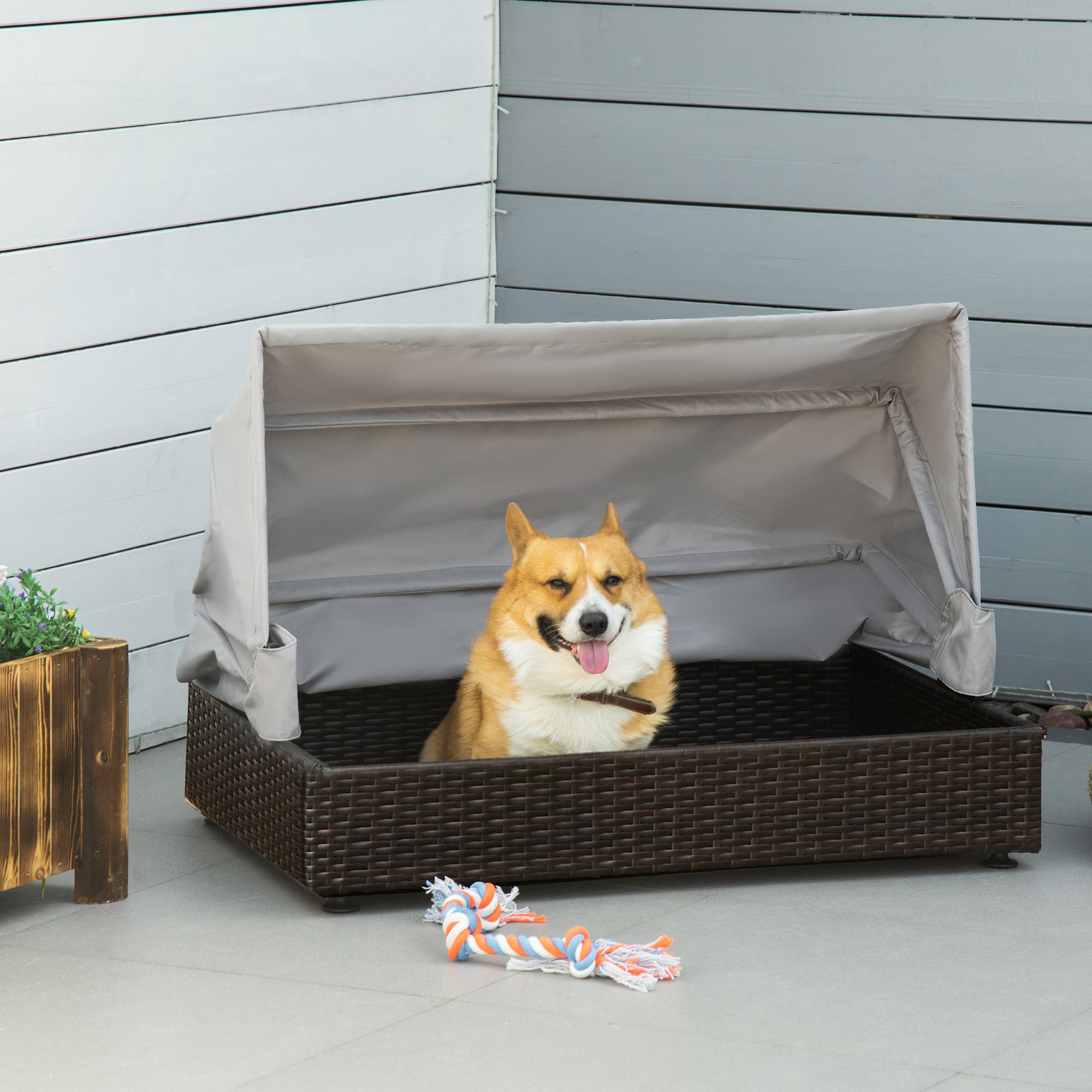 PawHut Wicker Dog House, Elevated Pet Sofa, Rattan Cat Bed, Indoor Outdoor Use, for Garden Patio with Foldable Roof, for Small or Medium-Sized Dogs, Coffee