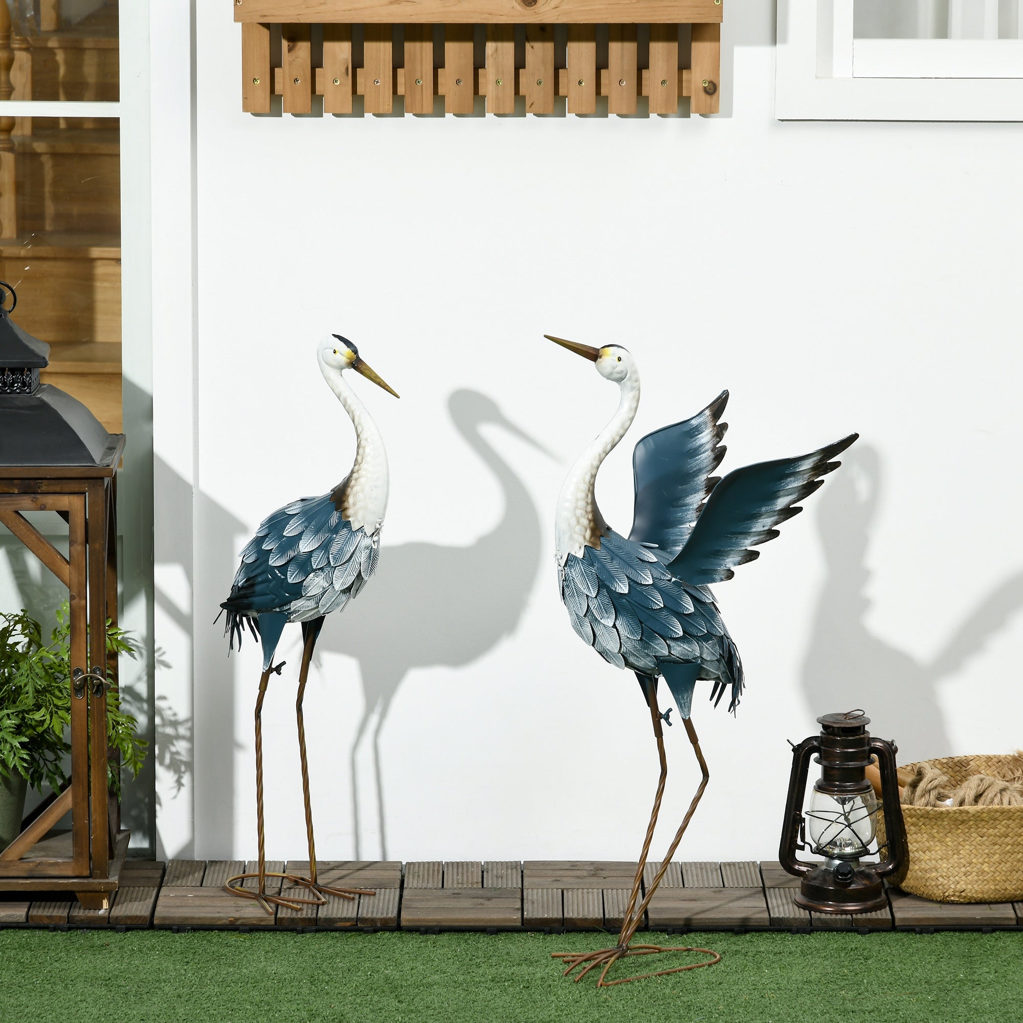 Outsunny Set of 2 Garden Sculptures, Heron Garden Statues for Lawn, Patio, Backyard Decoration, 29" & 27.5", Blue